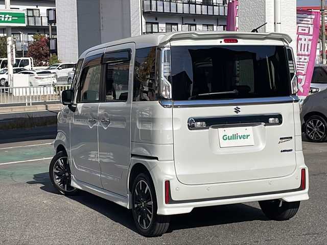 スズキ スペーシア カスタム HYBRID XS 愛知県 2021(令3)年 4.5万km ピュアホワイトP /禁煙車//メーカーナビ//AUDIO（AM・FM・DVD・CD・BlueTooth・ApplecarPiay）//フルセグテレビ//全方位カメラ・バックカメラ//クルーズコントール（追従機能有）//前方ドライブレコーダー（HDR１０３)//両側パワースライドドア//バックセンサー//ETC//LEDオートライト//車間距離制御システム//ヘッドアップディスプレイ//プリクラッシュ//レーンキープアシスト//シートヒーター（運転席）//オートリトラクトウィンカーミラー//コーナーセンサー//車線逸脱警報//リアサンシェード//運転切替スイッチ（Powerモー//スペアキー//ISOFIX//純正15インチAW//プリクラッシュ//トランクスポイラー//本革巻きステアリング//純正マット//純正ドアバイザー//横滑り防止//衝突安全ボディー//盗難防止システム//取扱説明書//記録簿//保証書//プライバシーガラス//UVカットガラス