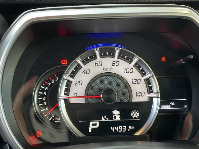 スズキ スペーシア カスタム HYBRID XS 愛知県 2021(令3)年 4.5万km ピュアホワイトP /禁煙車//メーカーナビ//AUDIO（AM・FM・DVD・CD・BlueTooth・ApplecarPiay）//フルセグテレビ//全方位カメラ・バックカメラ//クルーズコントール（追従機能有）//前方ドライブレコーダー（HDR１０３)//両側パワースライドドア//バックセンサー//ETC//LEDオートライト//車間距離制御システム//ヘッドアップディスプレイ//プリクラッシュ//レーンキープアシスト//シートヒーター（運転席）//オートリトラクトウィンカーミラー//コーナーセンサー//車線逸脱警報//リアサンシェード//運転切替スイッチ（Powerモー//スペアキー//ISOFIX//純正15インチAW//プリクラッシュ//トランクスポイラー//本革巻きステアリング//純正マット//純正ドアバイザー//横滑り防止//衝突安全ボディー//盗難防止システム//取扱説明書//記録簿//保証書//プライバシーガラス//UVカットガラス