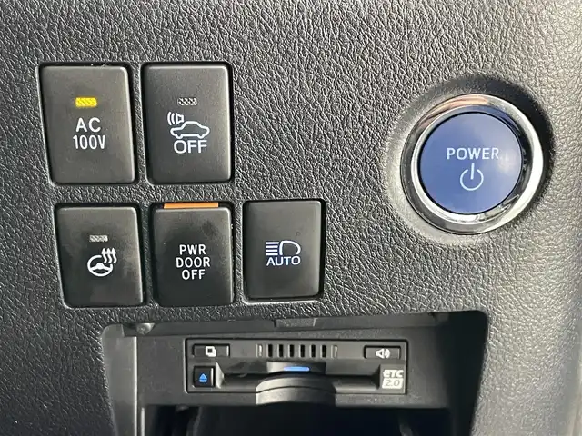 トヨタ アルファードハイブリット SR Cパッケージ 愛知県 2018(平30)年 4.4万km ラグジュアリーホワイトパールクリスタルシャインガラスフレーク メーカーナビ　Ｗムーンルーフ　リアエンターテイメント　全方位カメラ　ＪＢＬ　デジタルインナーミラー　ＢＳＭ　黒革　シートヒーター　ＡＣ１００Ｖ　ＨＤＭＩ　衝突軽減　追従クルコン　電動リアゲート　シートベンチレーション　ハンドルヒーター　オートハイビーム　ETC2.0　ドラレコ　禁煙車