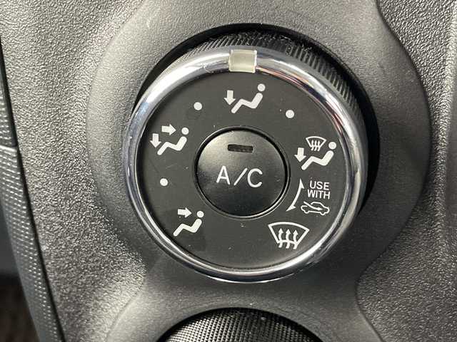 トヨタ ポルテ F 愛知県 2016(平28)年 1.5万km ブラックマイカ 禁煙車/ワンオーナー/純正7インチナビ/（ワンセグTV/Bluetooth/ＡＭ/ＦＭ/CD）/バックカメラ/ＥＴＣ/パワースライドドア/アイドリングストップ/純正フロアマット/スマートキー/プッシュスタート/フロントフォグランプ/横滑り防止装置/ステアリングスイッチ