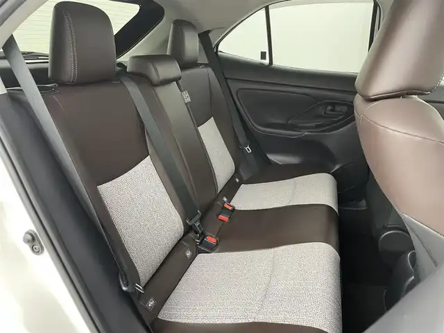トヨタ ヤリスクロス ハイブリッド Z 福岡県 2021(令3)年 5.2万km ブラックマイカ/ホワイトパールクリスタルシャイン 2トーン モデリスタエアロ　/純正ディスプレイオーディオ　/全方位カメラ　/ＥＴＣ　/ＡＣＣ　/コーナーセンサー　/衝突被害軽減ブレーキ　/レーンキープ　/ＢＳＭ　/ＰＫＳＢ　/ハーフレザー　/シートヒーター　/ステアリングヒーター