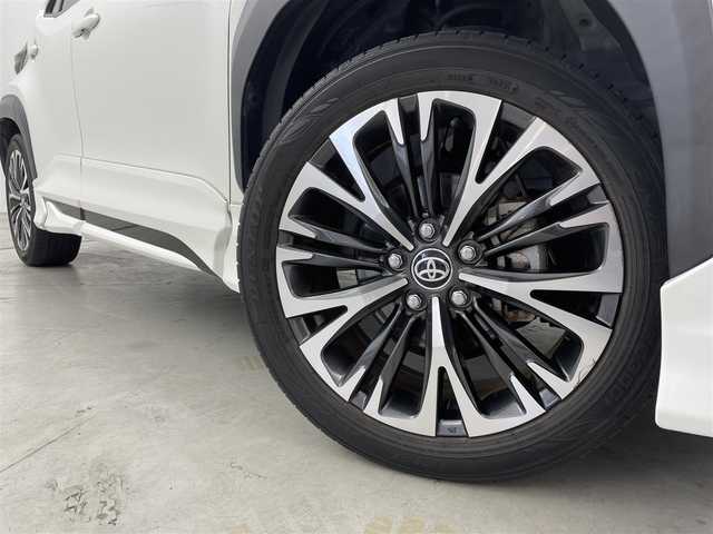 トヨタ ヤリスクロス ハイブリッド Z 福岡県 2021(令3)年 5.2万km ブラックマイカ/ホワイトパールクリスタルシャイン 2トーン モデリスタエアロ　/純正ディスプレイオーディオ　/全方位カメラ　/ＥＴＣ　/ＡＣＣ　/コーナーセンサー　/衝突被害軽減ブレーキ　/レーンキープ　/ＢＳＭ　/ＰＫＳＢ　/ハーフレザー　/シートヒーター　/ステアリングヒーター