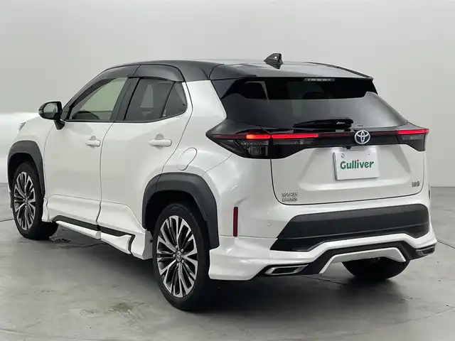 トヨタ ヤリスクロス ハイブリッド Z 福岡県 2021(令3)年 5.2万km ブラックマイカ/ホワイトパールクリスタルシャイン 2トーン モデリスタエアロ　/純正ディスプレイオーディオ　/全方位カメラ　/ＥＴＣ　/ＡＣＣ　/コーナーセンサー　/衝突被害軽減ブレーキ　/レーンキープ　/ＢＳＭ　/ＰＫＳＢ　/ハーフレザー　/シートヒーター　/ステアリングヒーター