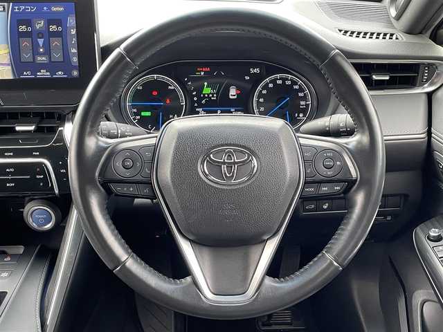 トヨタ ハリアー ハイブリッド Z レザーパッケージ 島根県 2021(令3)年 5.6万km ホワイトパールクリスタルシャイン 純正ナビ/パノラミックビューモニター/フルセグTV/Bluetooth/USB/JBLサウンド/レーダークルーズコントロール/レーンキープ/LEDオートライト/オートマチックハイビーム /黒革シート/パワーシート/メモリーシート /シートヒーター /シートベンチレーション /ステアリングヒーター/ステアリングスイッチ/パワーバックドア /ビルトインETC2.0/スマートキー/スペアキー /プッシュスタート /純正フロアマット/純正ドアバイザー
