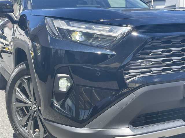 トヨタ ＲＡＶ４ 神奈川県 2023(令5)年 2.6万km アティチュードブラックマイカ ワンオーナー/パノラマルーフ/純正ナビ（AM/FM/BT）/フルセグTV/純正デジタルインナーミラー/インナーミラー内蔵ドラレコ前後/BSM/全方位カメラ/コーナーセンサー/レーダークルーズコントロール/衝突軽減ブレーキ/運転席パワーシート/前席シートヒーターベンチレーション/純正LEDヘッドライト/パワーバックドア/スマートキー/スペアキーX1/取説/記録簿・保証書/ディーラー記録　R6