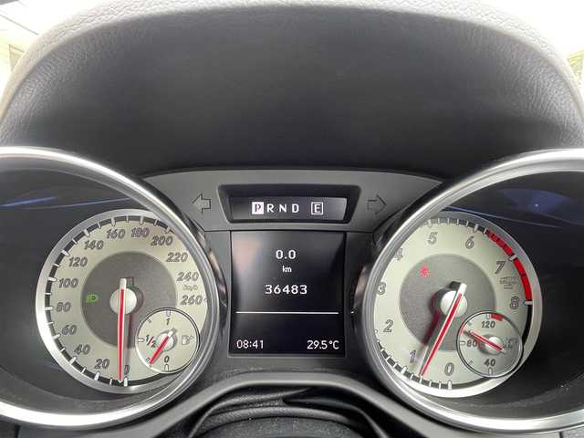 メルセデス・ベンツ ＳＬＫ２００ ブルーエフィシェンシースポーツ 静岡県 2011(平23)年 3.7万km イリジウムシルバー 純正ナビ　/地デジ　/本革シート　/シートヒーター  /ネックウォーマー　/インテリジェントライトシステム　/オートライト  /デイライト　/パドルシフト　/クルコン  /ステアリングスイッチ  /リモコンキー  /社外19インチAW/保証書/取説