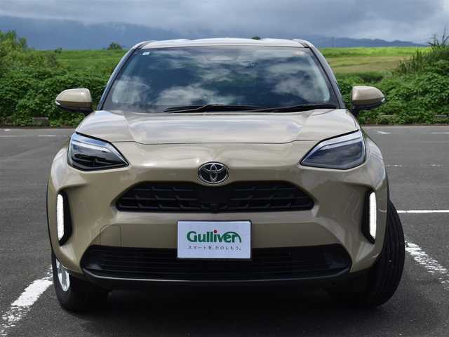 トヨタ ヤリスクロス ハイブリッド G 福岡県 2024(令6)年 1.9万km ベージュ ワンオーナー/トヨタセーフティセンス/純正ナビ/フルセグTV/CD/DVD/BT/HDMI/パノラミックビューモニター/純正LEDヘッドライト/純正16インチアルミホイール/前後ドライブレコーダー/ブラインドスポットモニター/レーダークルーズコントロール/ステアリングスイッチ/TVキャンセラー/ビルトインETC/プッシュスタート/スマートキー/新車時保証書/取扱説明書
