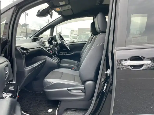 トヨタ ノア Si ダブルバイビーⅡ 道央・札幌 2020(令2)年 5.1万km ブラック ４WD/寒冷地仕様/社外SDナビ/CD/DVD/BT/フルセグ/純正フリップダウンモニター/プリクラッシュセーフティ/横滑り防止装置/クルーズコントロール/クリアランスソナー/バックカメラ/ドライブレコーダー/アイドリングストップ/ワイパーデアイサー/両側パワースライドドア/ハーフレザーシート/ステアリングリモコン/プッシュスタート/スマートキー/LEDヘッドライト/オートライト/電動格納ミラー/ウィンカーミラー/純正フロアマット/ドアバイザー/スペアキー/純正AW付夏タイヤ積込/195/65/R15/2020年/山2mm
