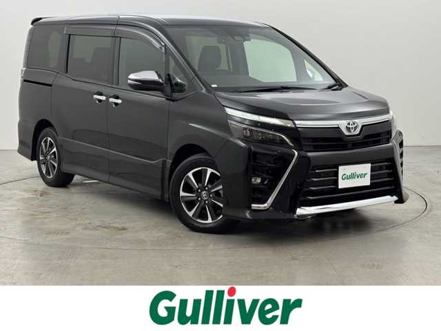 トヨタ ヴォクシー ZS 煌Ⅱ 福岡県 2020(令2)年 2.4万km ブラック 後席モニター　/純正９型ナビ　/バックカメラ　/ビルトインＥＴＣ　/ドラレコ　/クルコン　/コーナーセンサー　/衝突軽減　/レーンキープ　/ＰＫＳＢ　/ＭＴモード付　/両側電動スライドドア　/純正１６インチＡＷ　/ＬＥＤライト