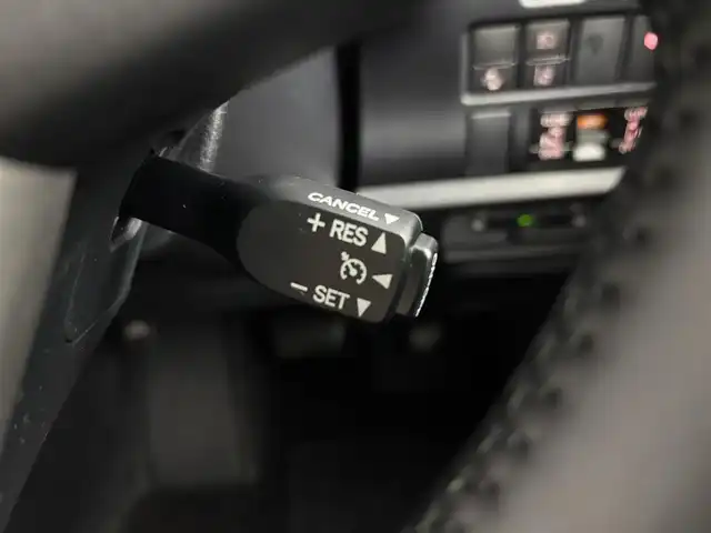 トヨタ ヴォクシー ZS 煌Ⅱ 福岡県 2020(令2)年 2.4万km ブラック 後席モニター　/純正９型ナビ　/バックカメラ　/ビルトインＥＴＣ　/ドラレコ　/クルコン　/コーナーセンサー　/衝突軽減　/レーンキープ　/ＰＫＳＢ　/ＭＴモード付　/両側電動スライドドア　/純正１６インチＡＷ　/ＬＥＤライト