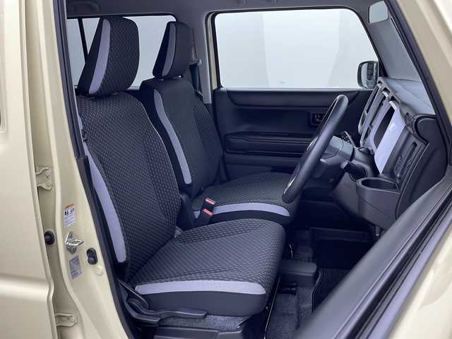 スズキ ハスラー HYBRID G 栃木県 2024(令6)年 0.7万km シフォンアイボリーM 社外メモリーナビ/　Bluetooth/USB/AM/FM/スズキセーフティサポート/・デュアルカメラブレーキサポート/・後退時ブレーキサポート/・誤発進抑制/・ふらつき警報/・標識認識/・ハイビームアシスト/バックカメラ/ドライブレコーダー/ETC/ハロゲンヘッドライト/フロアマット/Wエアバッグ/スマートキー×2本