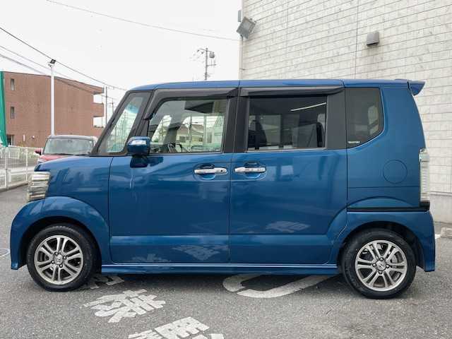 ホンダ Ｎ ＢＯＸ ＋ カスタム G 埼玉県 2013(平25)年 8.3万km プレミアムダイナミックブルーパール 車いす仕様車/純正SDナビ/　DTV/CD/DVD/SD/SD REC/BT/片側パワースライドドア/バックカメラ/電動ウインチ/HIDヘッドライト/アイドリングストップ/プッシュスタート/スマートキー/スペアキー1本/ETC/オートライト/純正フロアマット