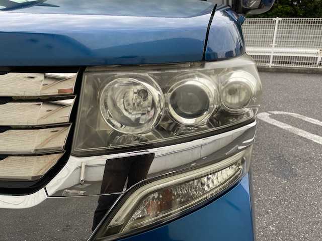 ホンダ Ｎ ＢＯＸ ＋ カスタム G 埼玉県 2013(平25)年 8.3万km プレミアムダイナミックブルーパール 車いす仕様車/純正SDナビ/　DTV/CD/DVD/SD/SD REC/BT/片側パワースライドドア/バックカメラ/電動ウインチ/HIDヘッドライト/アイドリングストップ/プッシュスタート/スマートキー/スペアキー1本/ETC/オートライト/純正フロアマット