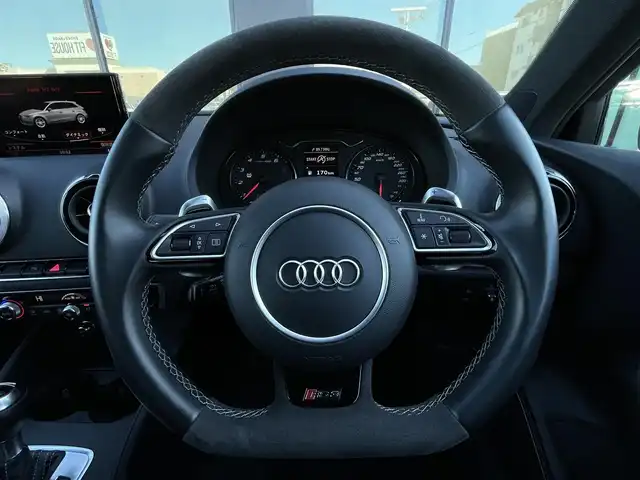 アウディ ＲＳ３