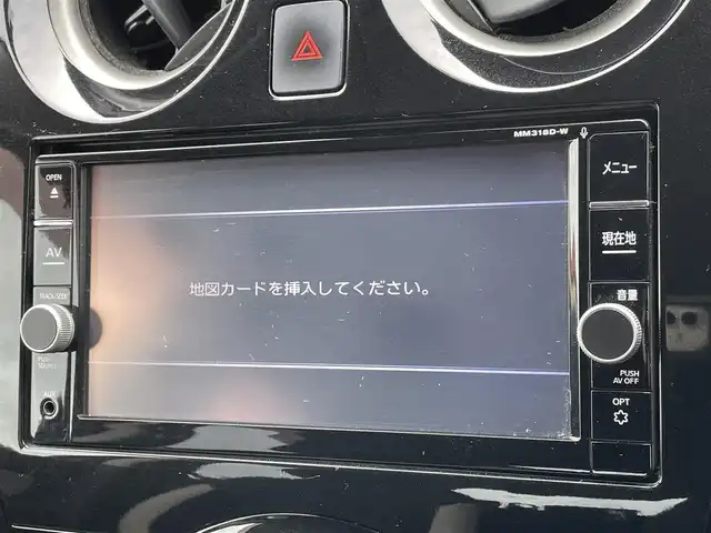 日産 ノート e－パワー X 東京都 2018(平30)年 6万km ダークメタルグレー 純正ナビ/アラウンドビューモニター/インテリジェントルームミラー/エマージェンシーブレーキ/車線逸脱警報/ETC/ドライブレコーダー/横滑り防止措置/車両接近警報装置/ステアリングスイッチ