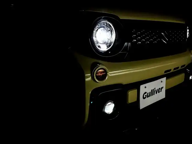 スズキ スペーシア ギア ハイブリッドXZ 群馬県 2020(令2)年 3.2万km シフォンアイボリーM 純正8インチナビ/・AM/FM/CD/DVD/BT/USB/フルセグTV/バックカメラ/ETC/デュアルセンサーブレーキサポートII/誤発進抑制機能/パーキングセンサー/車線逸脱抑制機能/アダプティブクルーズコントロール/ハイビームアシスト/両側パワースライドドア/アイドリングストップ/LEDヘッドライト/スマートキー/プッシュスタート