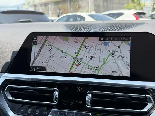 ＢＭＷ ３２０ｉ Mスポーツ 静岡県 2019(平31)年 2.6万km ミネラルホワイト 純正10.25型HDDナビ/（BT/AM/FM/CarPlay/ミラーリング）/バックモニター/衝突軽減/BSM/コーナーセンサー/電動リアゲート/ACC/前後ドラレコ/パドルシフト/オートホールド/ワイヤレス充電/ETC2.0/シートヒーター/純正フロアマット/純正LED/USB/純正アルミホイール/コンフォートアクセス/スペアキー