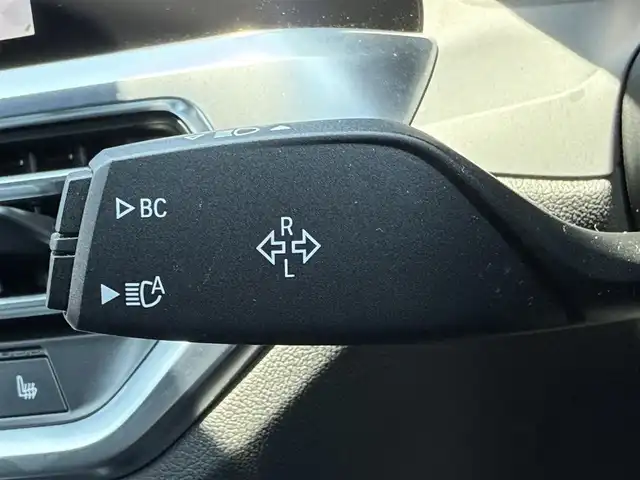 ＢＭＷ ３２０ｉ Mスポーツ 静岡県 2019(平31)年 2.6万km ミネラルホワイト 純正10.25型HDDナビ/（BT/AM/FM/CarPlay/ミラーリング）/バックモニター/衝突軽減/BSM/コーナーセンサー/電動リアゲート/ACC/前後ドラレコ/パドルシフト/オートホールド/ワイヤレス充電/ETC2.0/シートヒーター/純正フロアマット/純正LED/USB/純正アルミホイール/コンフォートアクセス/スペアキー