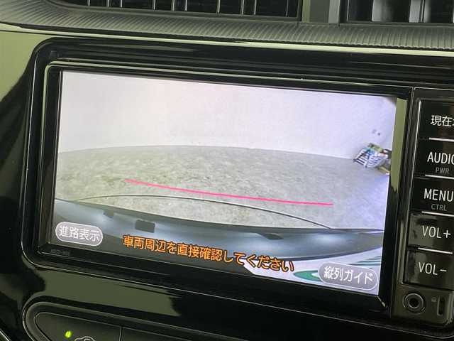 トヨタ アクア クロスオーバー 群馬県 2018(平30)年 1.6万km ブラックマイカ 純正ナビ　プリクラッシュセーフティ　Ｂｌｕｅｔｏｏｔｈ　バックカメラ　オートマチックハイビーム　車線逸脱警報　シートヒーター　クリアランスソナー　プッシュスタート　純正アルミホイール　スペアキー　禁煙