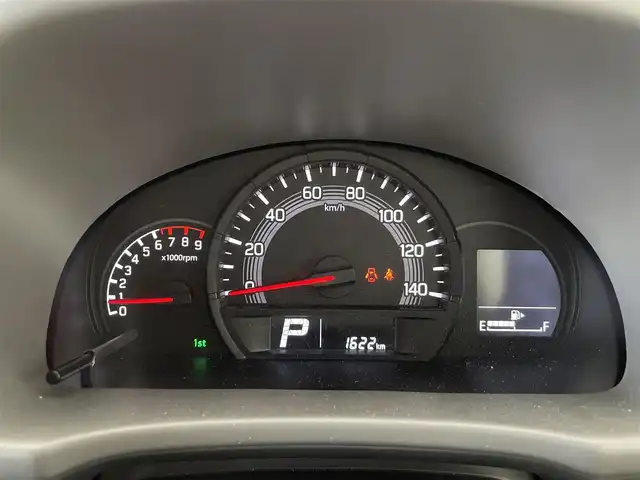 スズキ エブリイ JOIN 群馬県 2024(令6)年 0.2万km クールカーキPM 純正８インチディスプレイオーディオ/・AM/FM/Bluetooth/AppleCarPlay/AndroidAuto/＝＝＝＝＝/ワンオーナー　純正ディスプレイオーディオ　バックカメラ　衝突被害軽減ブレーキ　レーンアシスト　リアコーナーセンサー　オートハイビーム　ＬＥＤヘッドランプ　前後ドライブレコーダー　リモコンキー　禁煙車