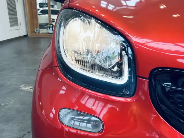 スマート ＭＣＣ スマート フォーフォー プライム 大阪府 2016(平28)年 2.3万km 赤 ワンオーナー/ガラスルーフ/レザーシート/シートヒーター/純正15インチAW/クリアランスソナー/クルーズコントロール/USB/AUX/Bluetooth/純正フロアマット/リモコンキー/アイドリングストップ/ETC