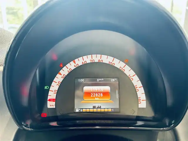 スマート ＭＣＣ スマート フォーフォー プライム 大阪府 2016(平28)年 2.3万km 赤 ワンオーナー/ガラスルーフ/レザーシート/シートヒーター/純正15インチAW/クリアランスソナー/クルーズコントロール/USB/AUX/Bluetooth/純正フロアマット/リモコンキー/アイドリングストップ/ETC