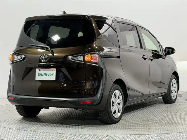 トヨタ シエンタ G 大阪府 2021(令3)年 3.4万km ヴィンテージブラウンパールクリスタルシャイン 純正ナビ（フルセグ、Ｂｌｕｅｔｏｏｔｈ接続）　衝突軽減システム　クリアランスソナー　両側パワースライドドア　バックカメラ　ドライブレコーダー　ビルトインＥＴＣ　プッシュスタート　スマートキー