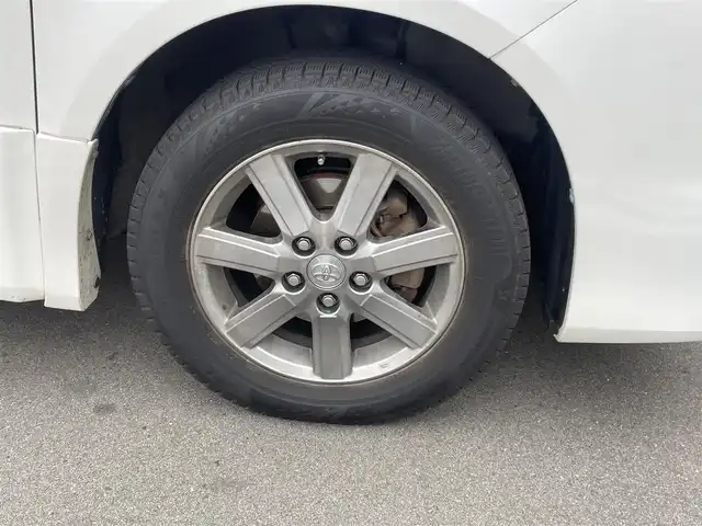 トヨタ ヴォクシー ZS 煌Ⅱ 長野県 2010(平22)年 14.1万km ホワイトパールクリスタルシャイン ４ＷＤ/純正HDDナビ/ＣＤ・ＤＶＤ再生/フルセグＴＶ/Bluetooth Audio/バックカメラ/両側パワースライドドア/HIDライト/オートライト/スマートキーx2/プッシュスタート/ＥＴＣ/ウィンカードアミラー/純正16インチアルミ