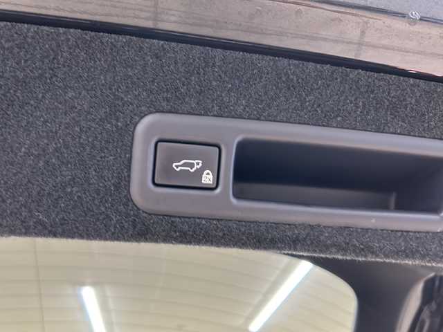 レクサス ＲＸ 200t Fスポーツ 道央・札幌 2017(平29)年 5.8万km グラファイトブラックガラスフレーク ・4WD/・純正ナビ/フルセグTV/DVD/CD/SD/BT/・パノラミックビューモニター/・ドライブレコーダー/・パワーバックドア/・プリクラッシュセーフティ/・レーダークルーズコントロール/・レーンキーピングアシスト/・ブラインドスポットモニター/・インテリジェントクリアランスソナー/・ヘッドアップディスプレイ/・パドルシフト/・オートマチックハイビーム/・ステアリングヒーター/・レザーシート/・前席シートヒーター/ベンチレーション/・横滑り防止/・アイドリングストップ/・LEDヘッドライト/・LEDフォグ/・ビルトインETC/・プッシュスタート/・スマートキー/・電格ミラー/・ミラーヒーター/・シーケンシャルウインカー/・夏タイヤ純正20インチAW積込