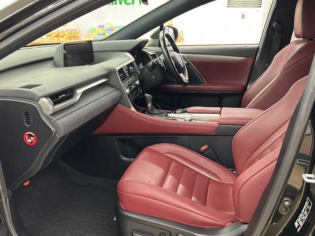 レクサス ＲＸ 200t Fスポーツ 道央・札幌 2017(平29)年 5.8万km グラファイトブラックガラスフレーク ・4WD/・純正ナビ/フルセグTV/DVD/CD/SD/BT/・パノラミックビューモニター/・ドライブレコーダー/・パワーバックドア/・プリクラッシュセーフティ/・レーダークルーズコントロール/・レーンキーピングアシスト/・ブラインドスポットモニター/・インテリジェントクリアランスソナー/・ヘッドアップディスプレイ/・パドルシフト/・オートマチックハイビーム/・ステアリングヒーター/・レザーシート/・前席シートヒーター/ベンチレーション/・横滑り防止/・アイドリングストップ/・LEDヘッドライト/・LEDフォグ/・ビルトインETC/・プッシュスタート/・スマートキー/・電格ミラー/・ミラーヒーター/・シーケンシャルウインカー/・夏タイヤ純正20インチAW積込