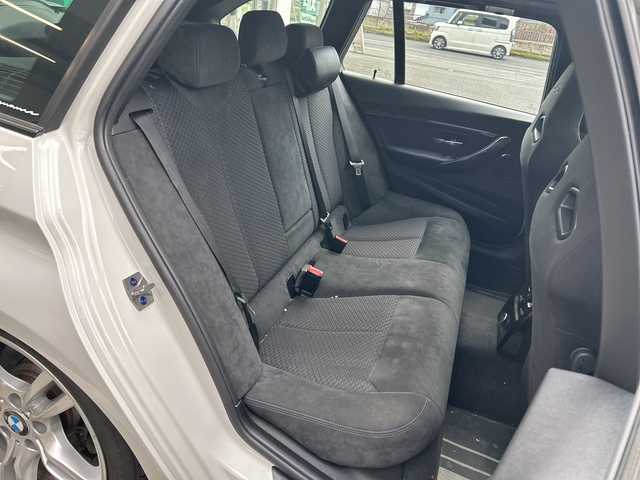 ＢＭＷ ３２０ｄ ブルーパフォーマンス ツーリング Mスポーツ 京都府 2013(平25)年 6万km 白 〇プッシュスタート/〇純正フルエアロ/〇バックカメラ/〇クルーズコントロール/〇純正ナビ/〇RECAROシート