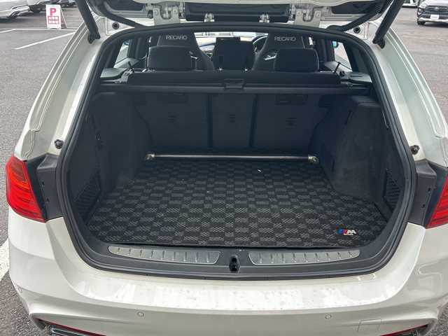 ＢＭＷ ３２０ｄ ブルーパフォーマンス ツーリング Mスポーツ 京都府 2013(平25)年 6万km 白 〇プッシュスタート/〇純正フルエアロ/〇バックカメラ/〇クルーズコントロール/〇純正ナビ/〇RECAROシート