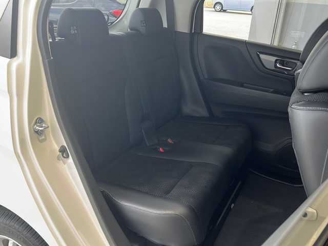 ホンダ Ｎ ＷＧＮ G スタイリッシュパッケージ 富山県 2016(平28)年 1.2万km プレミアムホワイトパールⅡ 禁煙車/純正ディスプレイオーディオ/(AM/FM/CD/BT)/バックカメラ/4WD/HIDヘッドライト/クルーズコントロール/ハーフレザーシート/シートヒーター/電格ミラー/スマートキー/純正アルミホイール/純正フロアマット/プッシュスタート/革巻きステアリング/ステアリングスイッチ