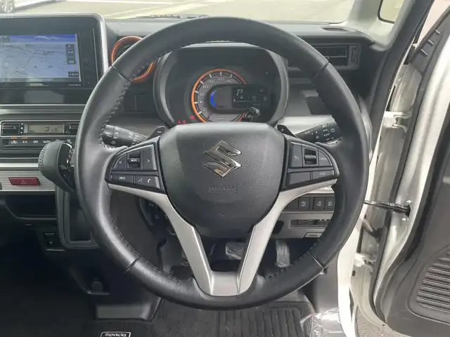 スズキ スペーシア ギア HYBRID XZターボ 愛媛県 2020(令2)年 4.1万km ピュアホワイトP 両側電動スライドドア/社外メモリナビ/CD/DVD/BT/MSV/iPod/フルセグTV/ビルトインETC/シートヒーターD＋N席/スズキセーフティサポート/衝突被害軽減ブレーキ/レーンキープアシストシステム/クルーズコントロール/パドルシフト/LEDヘッドライト/オートライト/フォグランプ/アイドリングストップ/プッシュスタート/スマートキー