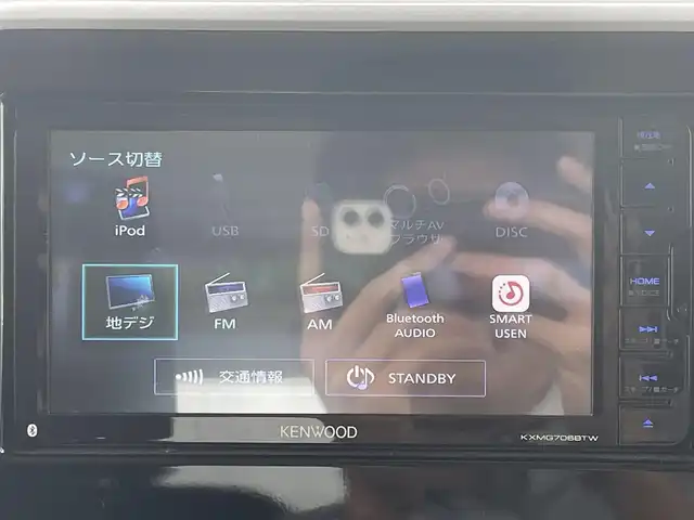 スズキ スペーシア ギア HYBRID XZターボ 愛媛県 2020(令2)年 4.1万km ピュアホワイトP 両側電動スライドドア/社外メモリナビ/CD/DVD/BT/MSV/iPod/フルセグTV/ビルトインETC/シートヒーターD＋N席/スズキセーフティサポート/衝突被害軽減ブレーキ/レーンキープアシストシステム/クルーズコントロール/パドルシフト/LEDヘッドライト/オートライト/フォグランプ/アイドリングストップ/プッシュスタート/スマートキー