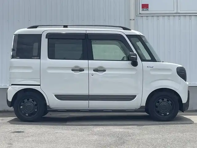 スズキ スペーシア ギア HYBRID XZターボ 愛媛県 2020(令2)年 4.1万km ピュアホワイトP 両側電動スライドドア/社外メモリナビ/CD/DVD/BT/MSV/iPod/フルセグTV/ビルトインETC/シートヒーターD＋N席/スズキセーフティサポート/衝突被害軽減ブレーキ/レーンキープアシストシステム/クルーズコントロール/パドルシフト/LEDヘッドライト/オートライト/フォグランプ/アイドリングストップ/プッシュスタート/スマートキー