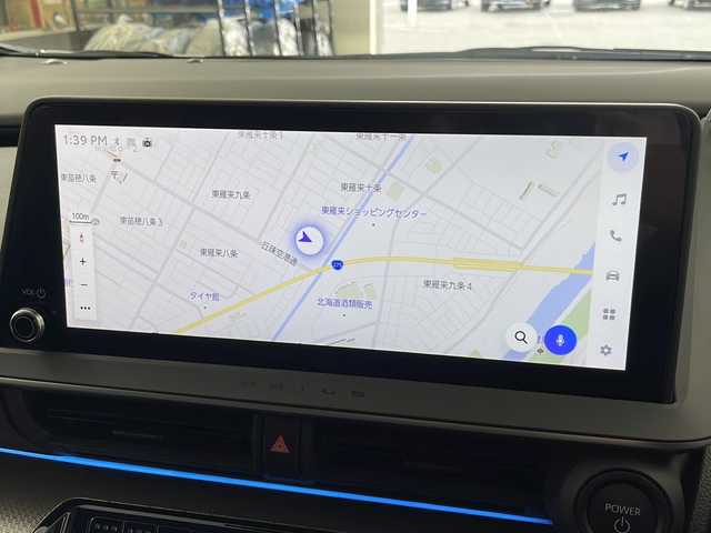 トヨタ プリウス Z 道央・札幌 2023(令5)年 1.8万km プラチナホワイトパールマイカ ・4WD/寒冷地仕様/ハイブリッド/・トヨタセーフティセンス/・レーダークルーズコントロール/・ディスプレイサイズは12.3インチ/・パノラミックビューモニター/・Bluetooth/USB/フルセグTV/・パワーバックドア /・純正エンジンスターター/・LEDオートライト/オートハイビーム/・レザー(合皮）シート/D席パワーシートメモリー付/・シートヒーター/ベンチレーション/・ステアリングヒーター/ETC2.0/・AC100V1500W/置くだけ充電/・保証書/取扱説明書