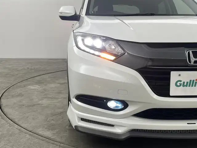 ホンダ ヴェゼル ハイブリッド X 福島県 2016(平28)年 6万km ホワイトオーキッドパール ＡＬＰＩＮＥスタイル　/・ＡＬＰＩＮＥフルエアロ　/・ＡＬＰＩＮＥナビ　/・ＡＬＰＩＮＥ後席モニター　/・ＡＬＰＩＮＥウーハー/・ＡＬＰＩＮＥシートカバー　/・ＡＬＰＩＮＥウッドコンビステアリング/クルーズコントロール　/車高調　/バックカメラ/電子パーキング/・ブレーキホールド/ステアリングスイッチ/プッシュスタート/・スマートキー/LEDライト/・オートライト/・フォグライト/バイザー/フロアマット