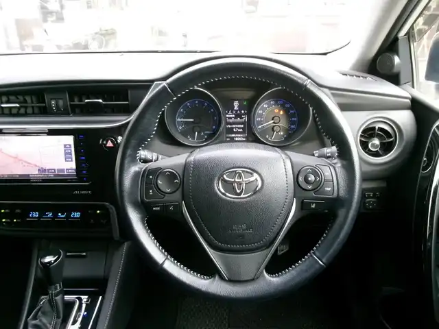 トヨタ オーリス 150X Sパッケージ 群馬県 2018(平30)年 1.8万km ホワイトパールクリスタルシャイン ワンオーナー/社外メモリーナビ・ワンセグTV/　(MDV-L404W)/Toyota Safety Sense C/純正LEDヘッドライト/純正16インチアルミホイール/レインクリアリングブルーミラー/リモコンEGスターター/　(LEDアンサーバックタイプ)/スマートキー＆プッシュスタート/インテリアイルミネーション/社外ETC/R1.2.3.5.7年記録簿/保証書＆取説