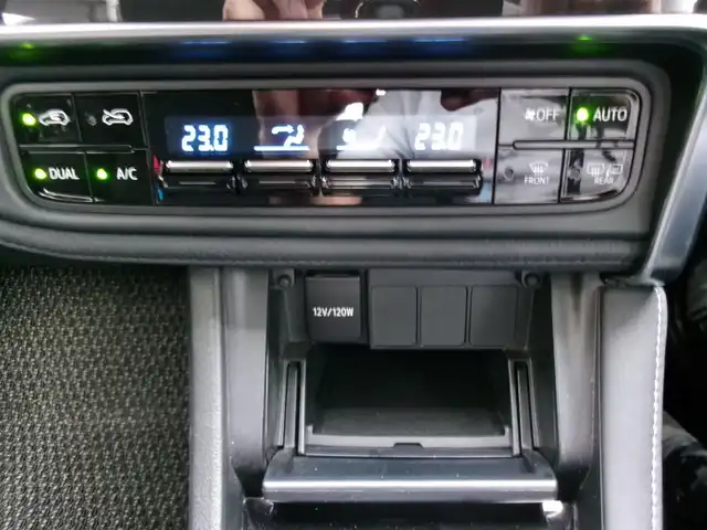 トヨタ オーリス 150X Sパッケージ 群馬県 2018(平30)年 1.8万km ホワイトパールクリスタルシャイン ワンオーナー/社外メモリーナビ・ワンセグTV/　(MDV-L404W)/Toyota Safety Sense C/純正LEDヘッドライト/純正16インチアルミホイール/レインクリアリングブルーミラー/リモコンEGスターター/　(LEDアンサーバックタイプ)/スマートキー＆プッシュスタート/インテリアイルミネーション/社外ETC/R1.2.3.5.7年記録簿/保証書＆取説