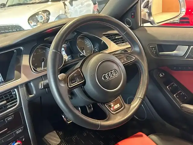 アウディ Ｓ５ スポーツバック 道央・札幌 2014(平26)年 4万km モンスーングレーメタリック サンルーフ/Bang＆Olufsen/アシスタンスパッケージ/赤黒コンビレザー/シートヒーター/パワーシート/ACC/レーンキープアシスト/サイドアシスト/バックカメラ/パーキングエイド/前後ドラレコ/ETC/GPSレーダ/スタッドレスタイヤAWセット積込み/保証書、取説、スペアキー１本