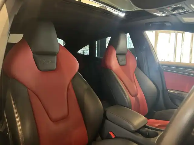 アウディ Ｓ５ スポーツバック 道央・札幌 2014(平26)年 4万km モンスーングレーメタリック サンルーフ/Bang＆Olufsen/アシスタンスパッケージ/赤黒コンビレザー/シートヒーター/パワーシート/ACC/レーンキープアシスト/サイドアシスト/バックカメラ/パーキングエイド/前後ドラレコ/ETC/GPSレーダ/スタッドレスタイヤAWセット積込み/保証書、取説、スペアキー１本