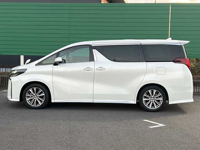 トヨタ アルファード S タイプゴールドⅡ 茨城県 2022(令4)年 2.3万km ホワイトパールクリスタルシャイン 純正9インチナビ/バックカメラ/デジタルインナーミラー/ETC/ドライブレコーダー/オットマン/両側パワースライドドア/パワーバックドア/スマートキー/プッシュスタート/トヨタセーフティセンス/レーンキープアシスト/パーキングサポートブレーキ/衝突被害防止装置/ブラインドスポットモニター/後退時車両検知警報/ロードサインアシスト/クルーズコントロール/ナノイー/純正エンジンスターター