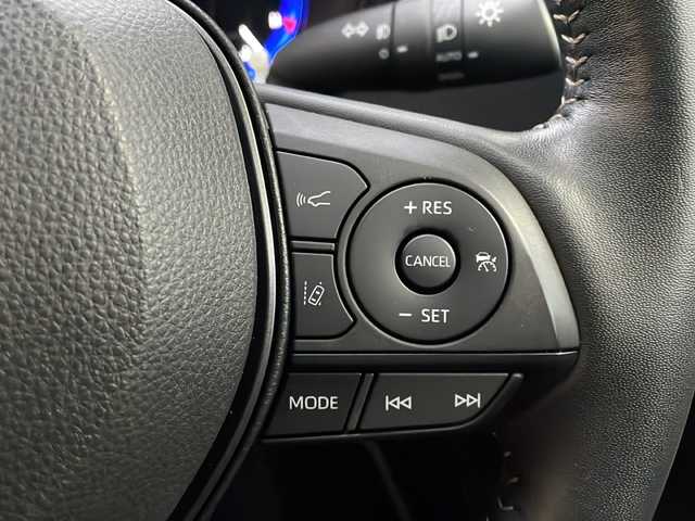 トヨタ カローラツーリング ハイブリッド ダブルバイビー 新潟県 2022(令4)年 3.3万km スパークリングブラックパールクリスタルシャイン 純正ナビ/(CD/DVD/Bluetooth/Miracast)/バックカメラ/トヨタセーフティセンス/・プリクラッシュセーフティー/・レーンディパーチャーアラート/・パーキングサポートブレーキ/・前後コーナーセンサー/・レーダークルーズコントロール/・オートマチックハイビーム/ブラインドスポットモニター/ハーフレザーシート/D/N席シートヒーター/ステアリングスイッチ/ステアリングヒーター/LEDオートライト/オートハイビーム/純正フロアマット/純正ドアバイザー/スマートキー/プッシュスタート/ビルトインETC/取扱説明書/保証書