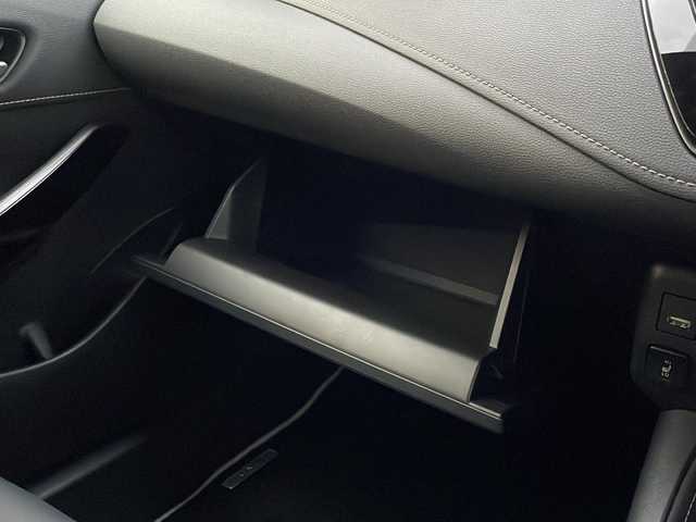 トヨタ カローラツーリング ハイブリッド ダブルバイビー 新潟県 2022(令4)年 3.3万km スパークリングブラックパールクリスタルシャイン 純正ナビ/(CD/DVD/Bluetooth/Miracast)/バックカメラ/トヨタセーフティセンス/・プリクラッシュセーフティー/・レーンディパーチャーアラート/・パーキングサポートブレーキ/・前後コーナーセンサー/・レーダークルーズコントロール/・オートマチックハイビーム/ブラインドスポットモニター/ハーフレザーシート/D/N席シートヒーター/ステアリングスイッチ/ステアリングヒーター/LEDオートライト/オートハイビーム/純正フロアマット/純正ドアバイザー/スマートキー/プッシュスタート/ビルトインETC/取扱説明書/保証書