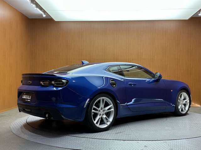 シボレー カマロ LT RS 千葉県 2018(平30)年 3.5万km 青 黒革シート　/クルーズコントロール　/ディスプレイオーディオ　/ＣａｒＰｌａｙ　/ヘッドアップディスプレイ　/Ｂカメラ　/シートヒーター　/ベンチレーション　/ステアリングヒーター　/純正２０インチＡＷ　/ＥＴＣ