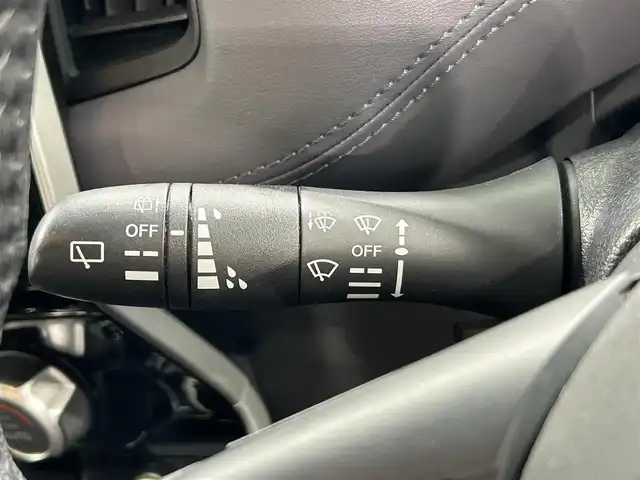 日産 セレナ ハイウェイスター V 愛知県 2021(令3)年 4.5万km アズライトブルー 純正９型ＳＤナビ　/（Bluetooth/フルセグTV/SD/CD・DVD再生）/アラウンドビューモニター　/プロパイロット　/両側パワースライドドア（ハンズフリー機能有）/ビルトインＥＴＣ　/シートヒーター　/ステアリングヒーター　/デジタルインナーミラー　/ドライブレコーダー　/ＵＳＢ接続/LEDヘッドライト/LEDフォグランプ/クリアランスソナー/後席サンバイザー/プッシュスタート/　　-スマートキー