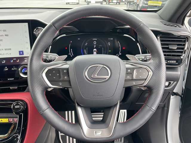 レクサス ＮＸ 350h Fスポーツ 岩手県 2023(令5)年 0.6万km ホワイトノーヴァガラスフレーク フルセグTV/パノラミックビューモニター/バックカメラ/全方位カメラ/ビルトインETC2/0/前後ドライブレコーダー/レーダークルーズコントロール/衝突被害軽減ブレーキ/レーントレーシングアシスト/横滑り防止装置/パワーシート/シートヒーター/エアーシート/ステアリングヒーター/パワーバックドア/オートライト/オートハイビーム/LEDヘッドライト/フォグランプ/スマートキー/スペアキー/プッシュスタート/電動格納ミラー/純正20インチAW/純正フロアマット/純正ドアバイザー/保証書/取扱説明書