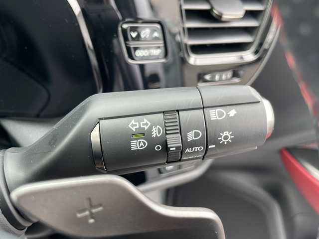 レクサス ＮＸ 350h Fスポーツ 岩手県 2023(令5)年 0.6万km ホワイトノーヴァガラスフレーク フルセグTV/パノラミックビューモニター/バックカメラ/全方位カメラ/ビルトインETC2/0/前後ドライブレコーダー/レーダークルーズコントロール/衝突被害軽減ブレーキ/レーントレーシングアシスト/横滑り防止装置/パワーシート/シートヒーター/エアーシート/ステアリングヒーター/パワーバックドア/オートライト/オートハイビーム/LEDヘッドライト/フォグランプ/スマートキー/スペアキー/プッシュスタート/電動格納ミラー/純正20インチAW/純正フロアマット/純正ドアバイザー/保証書/取扱説明書
