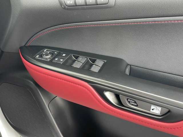 レクサス ＮＸ 350h Fスポーツ 岩手県 2023(令5)年 0.6万km ホワイトノーヴァガラスフレーク フルセグTV/パノラミックビューモニター/バックカメラ/全方位カメラ/ビルトインETC2/0/前後ドライブレコーダー/レーダークルーズコントロール/衝突被害軽減ブレーキ/レーントレーシングアシスト/横滑り防止装置/パワーシート/シートヒーター/エアーシート/ステアリングヒーター/パワーバックドア/オートライト/オートハイビーム/LEDヘッドライト/フォグランプ/スマートキー/スペアキー/プッシュスタート/電動格納ミラー/純正20インチAW/純正フロアマット/純正ドアバイザー/保証書/取扱説明書